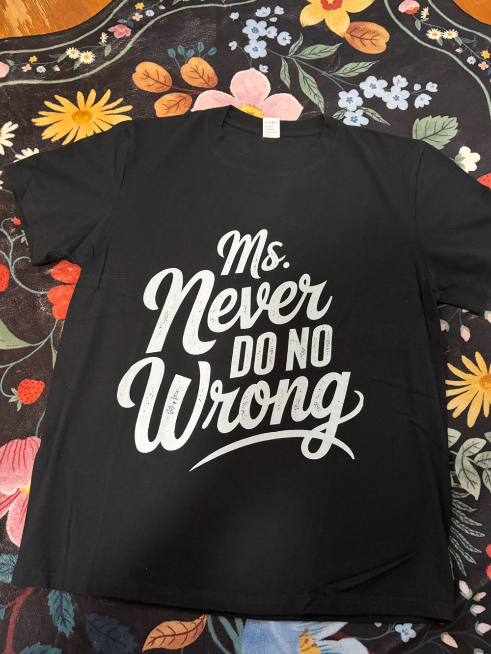 Mrs. Never Do No Wrong Black Graphic Tee